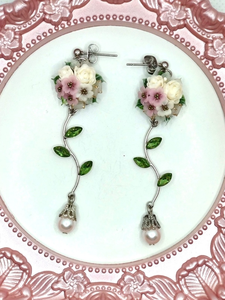 247 桜のブーケピアス(サージカルステンレス)パーツ変更可