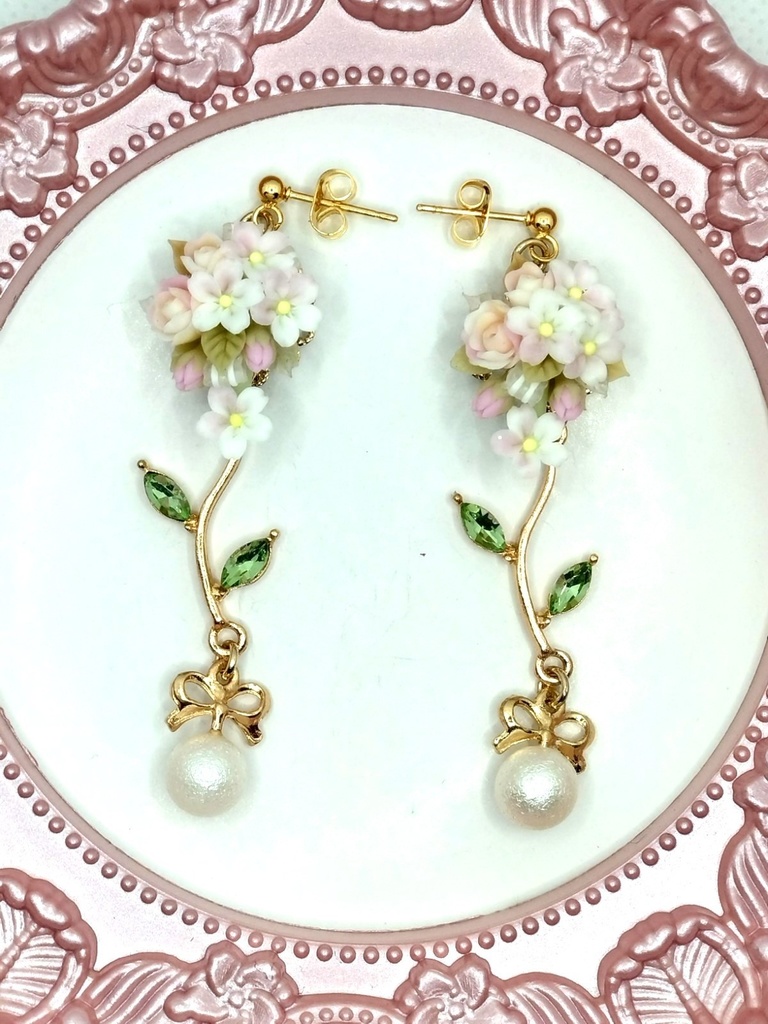 246 桜とバラのブーケピアス(サージカルステンレス)パーツ変更可