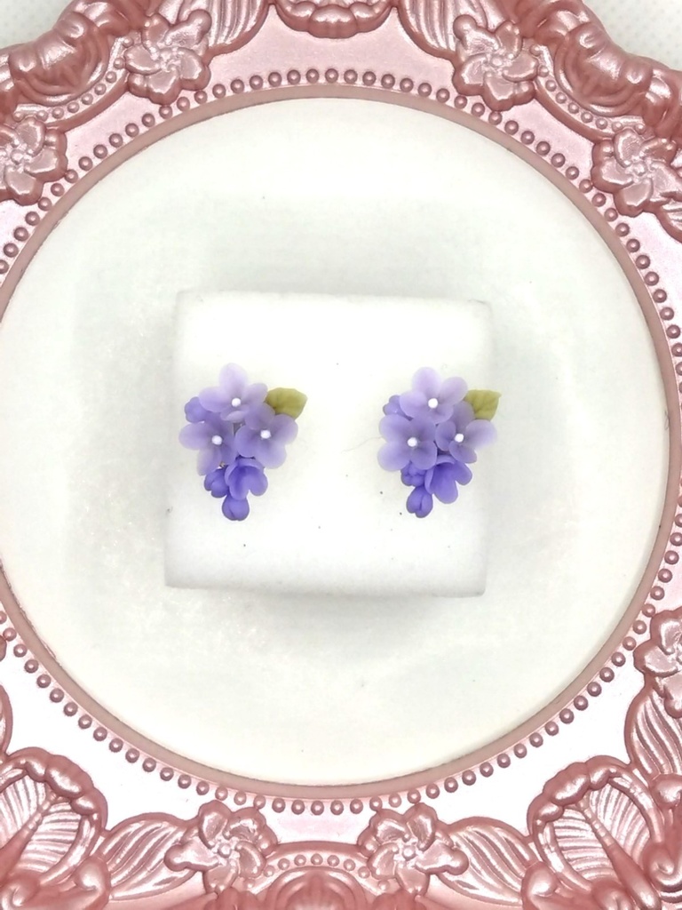 260 ライラックのミニブーケピアス(紫)サージカルステンレス