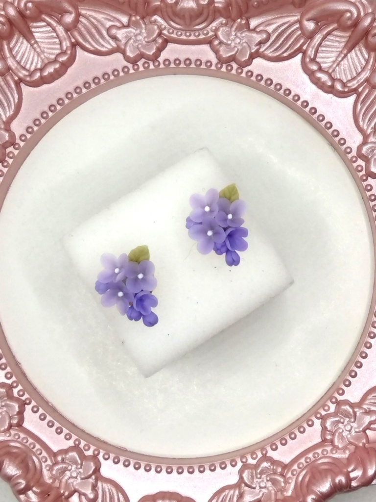 260 ライラックのミニブーケピアス(紫)サージカルステンレス