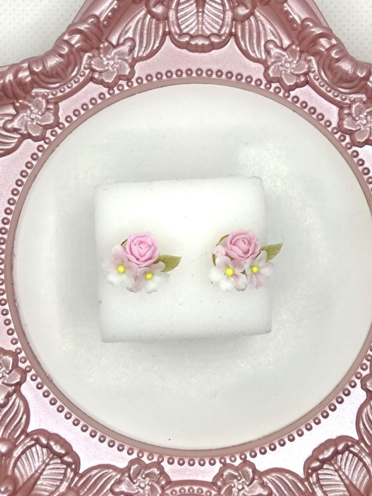 249 桜とバラのミニブーケピアス(サージカルステンレス)