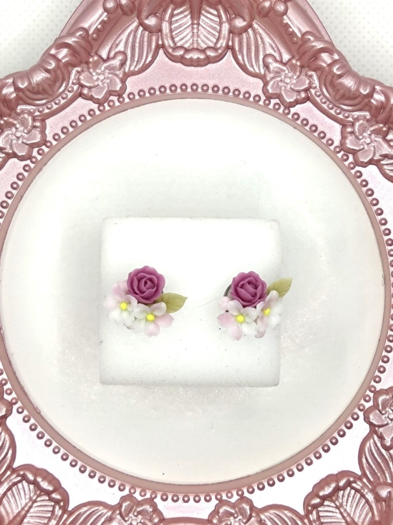 262 桜とバラのミニブーケピアス(サージカルステンレス)