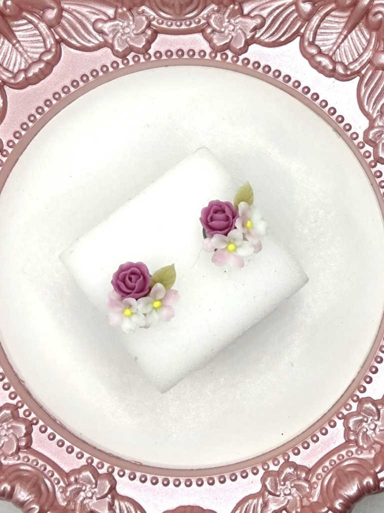 262 桜とバラのミニブーケピアス(サージカルステンレス)