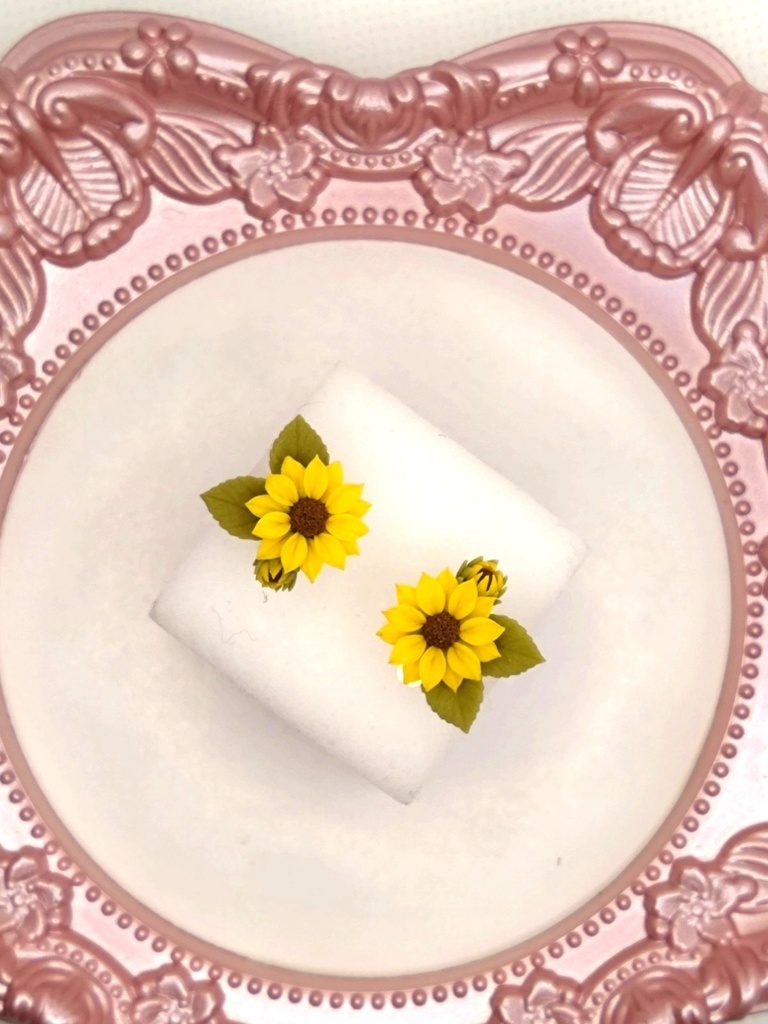 208 ひまわりのミニブーケピアス(サージカルステンレス)チャーム着脱可