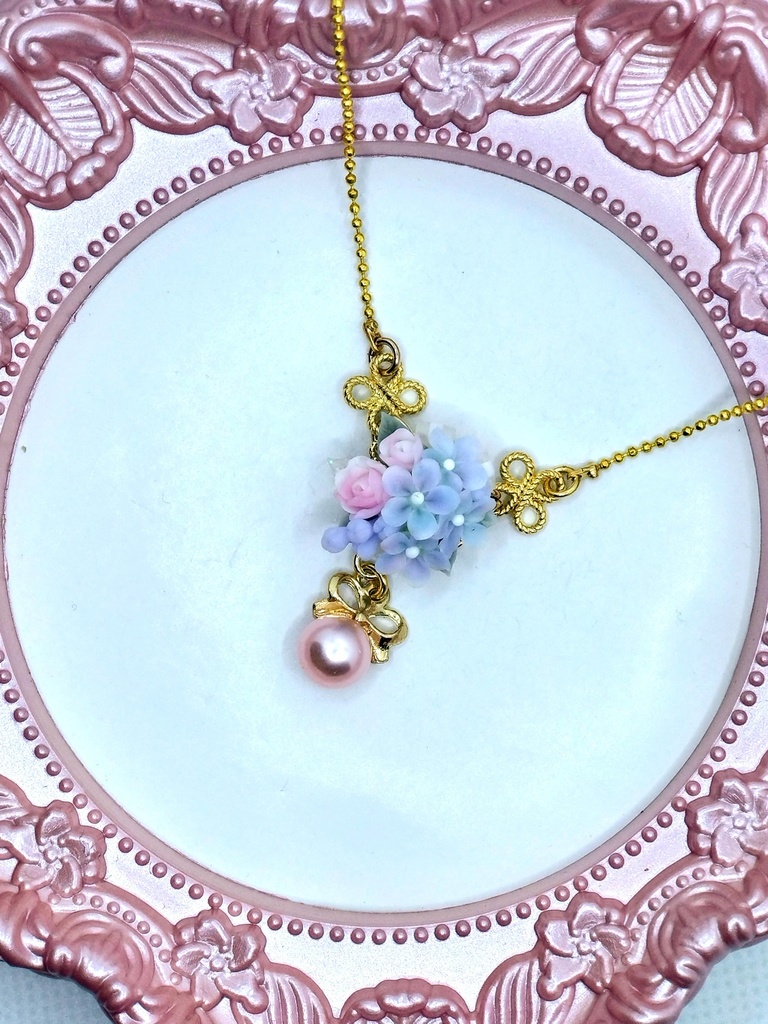 308 デルフィニウムのブーケネックレス