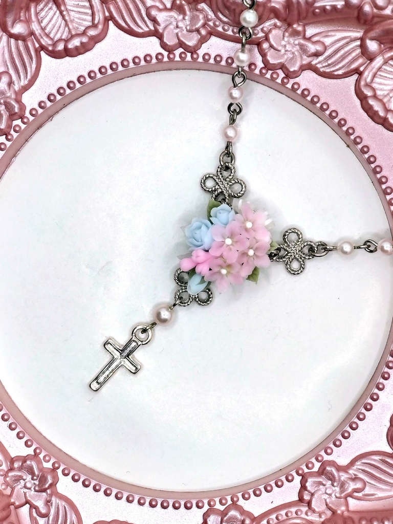 334 ピンクのデルフィニウムブーケミニロザリオネックレス