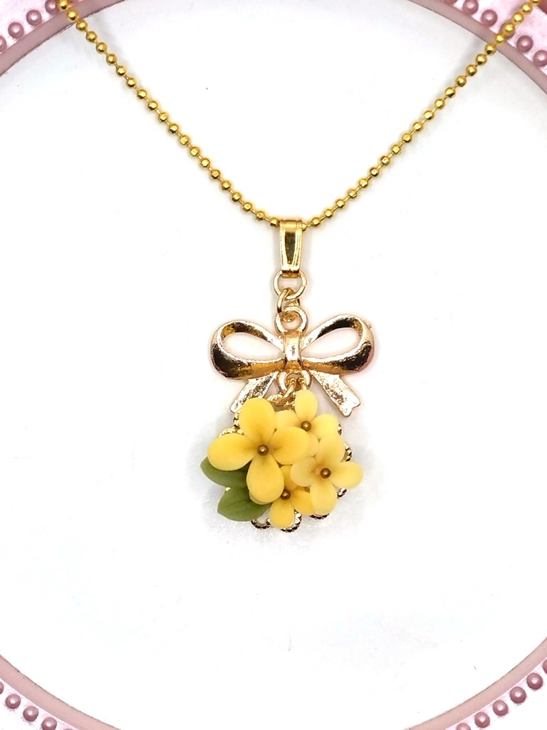 244 金木犀のブーケネックレス