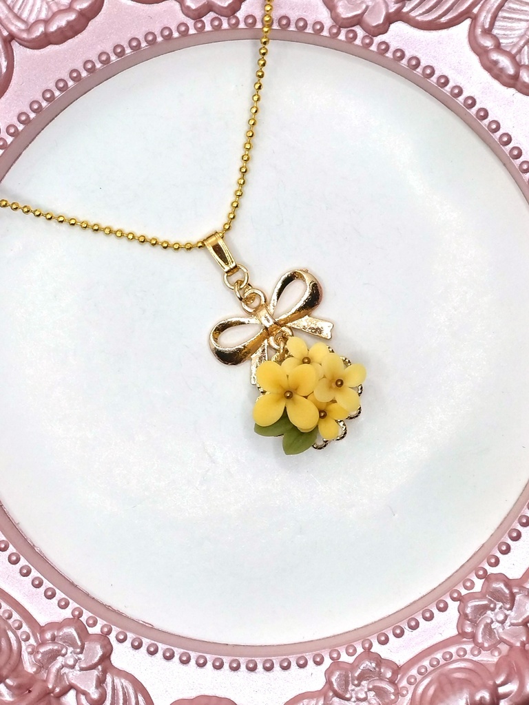 244 金木犀のブーケネックレス