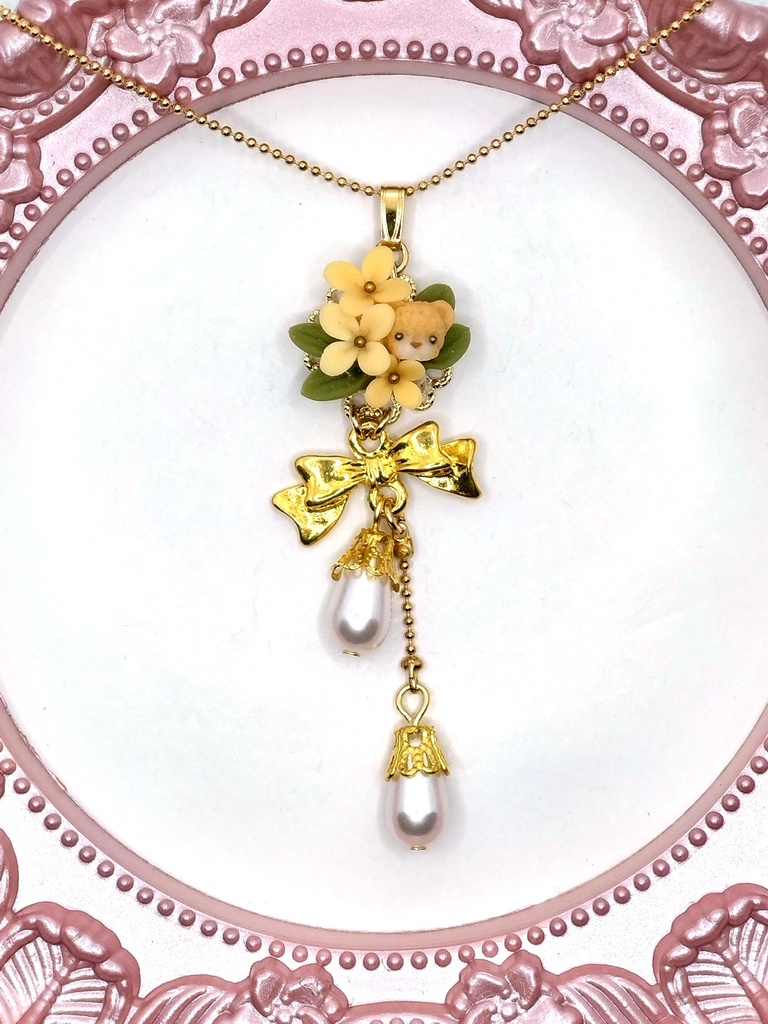 350 金木犀とちびくまちゃんブーケネックレス