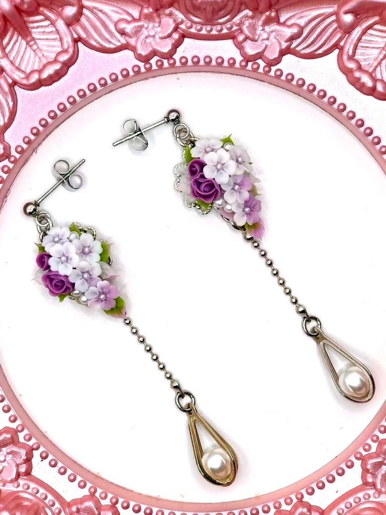 375 桜とバラのブーケピアス(サージカルステンレス)/イヤリング/樹脂ノンホールピアス/クリップ式イヤリング(サージカルステンレス)