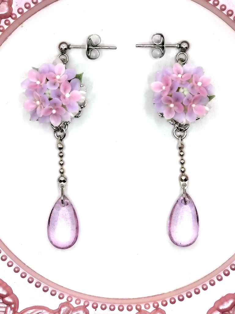 411 紫陽花(ピンク)のブーケピアス(サージカルステンレス)/イヤリング/樹脂ノンホールピアス/クリップ式イヤリング(サージカルステンレス)