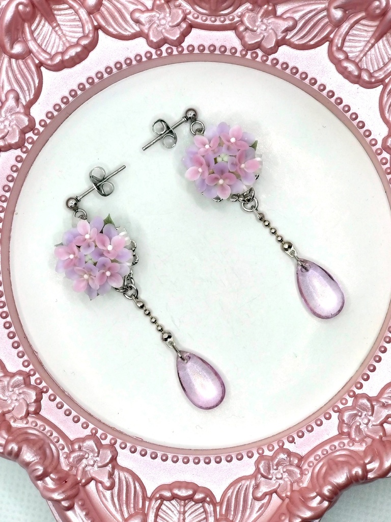 411 紫陽花(ピンク)のブーケピアス(サージカルステンレス)/イヤリング/樹脂ノンホールピアス/クリップ式イヤリング(サージカルステンレス)