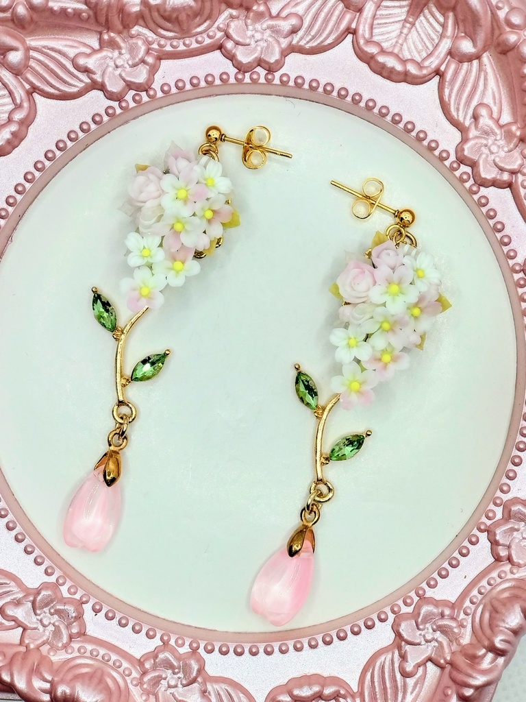 419 桜のキャスケードブーケピアス