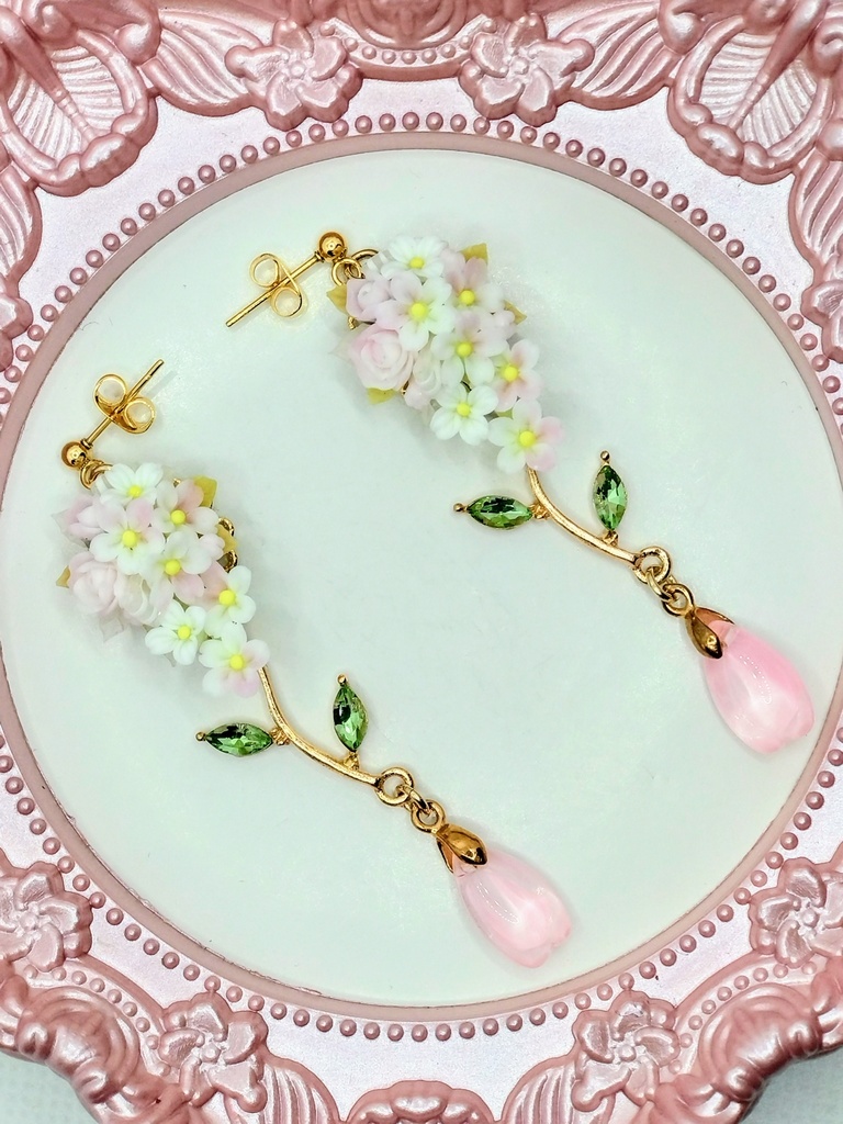 419 桜のキャスケードブーケピアス