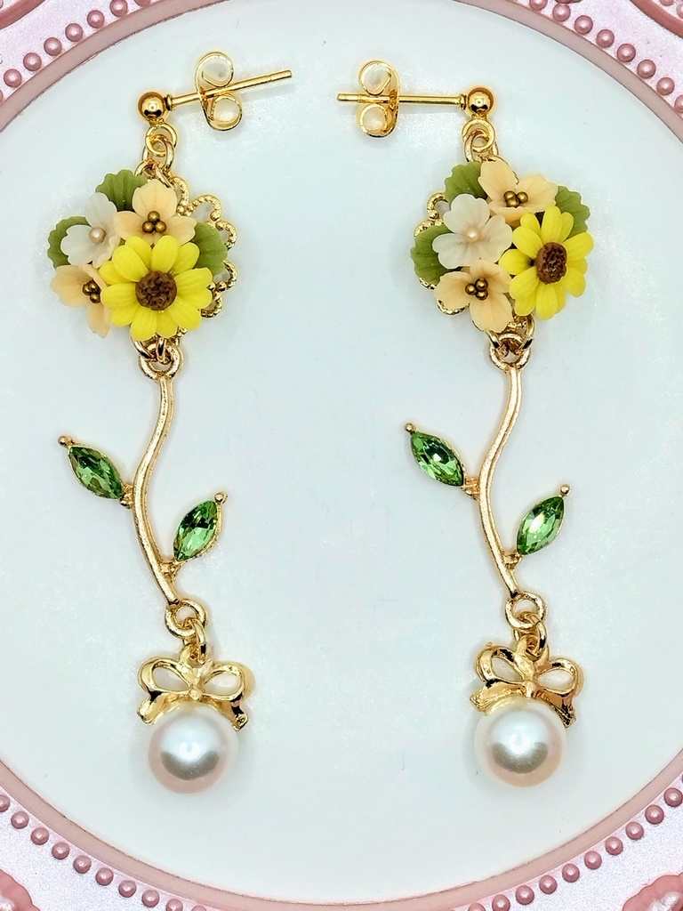 428 ひまわりのブーケピアス