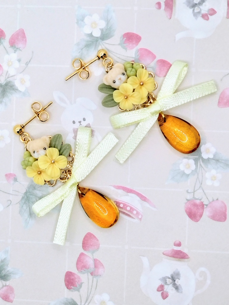 571 菜の花ブーケリボンピアス