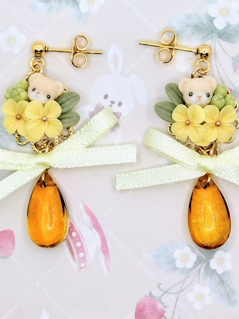 571 菜の花ブーケリボンピアス