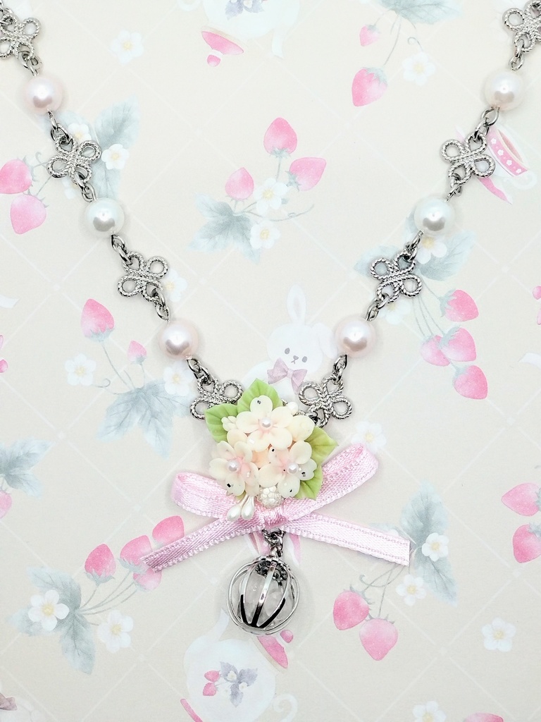 553 桜のブーケネックレス(かごチャーム)