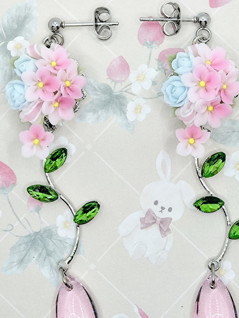 507 ピンクのすみれブーケピアス