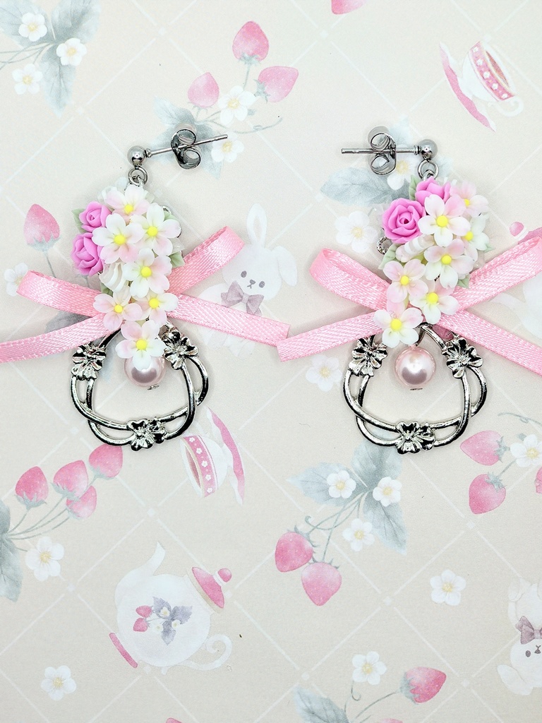 490 桜のキャスケードブーケピアス(リースチャーム)