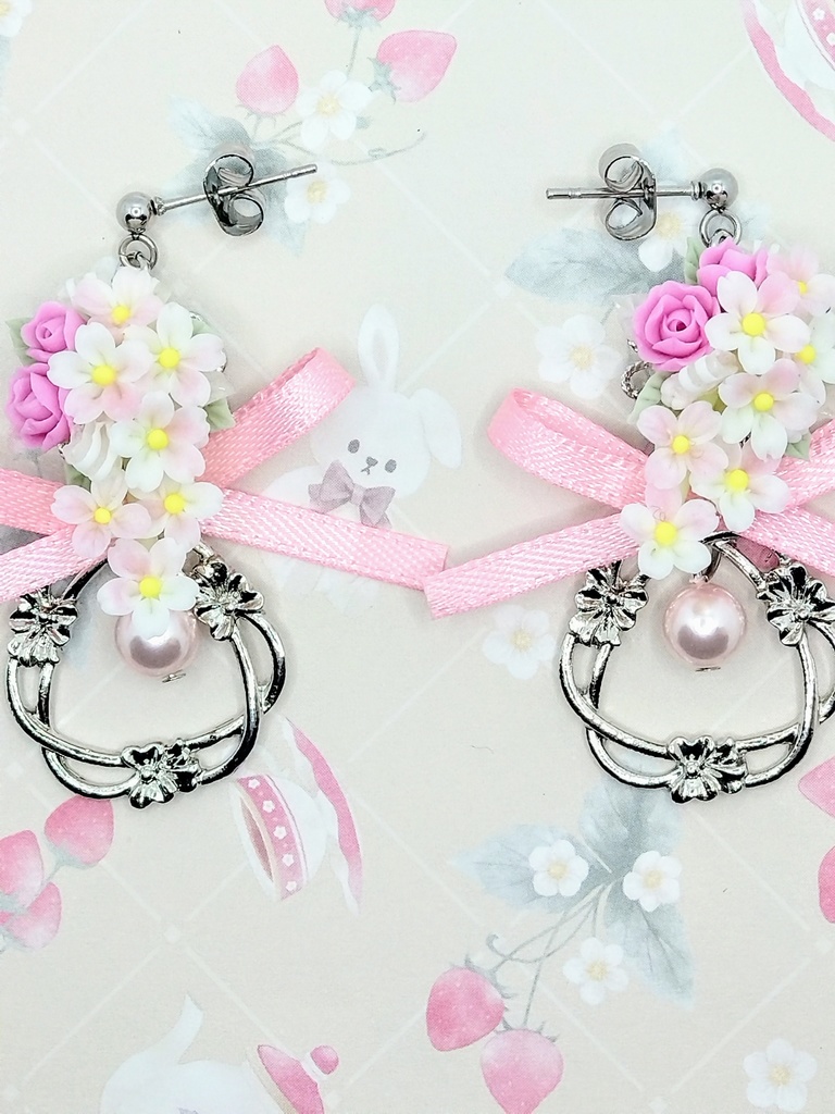 490 桜のキャスケードブーケピアス(リースチャーム)