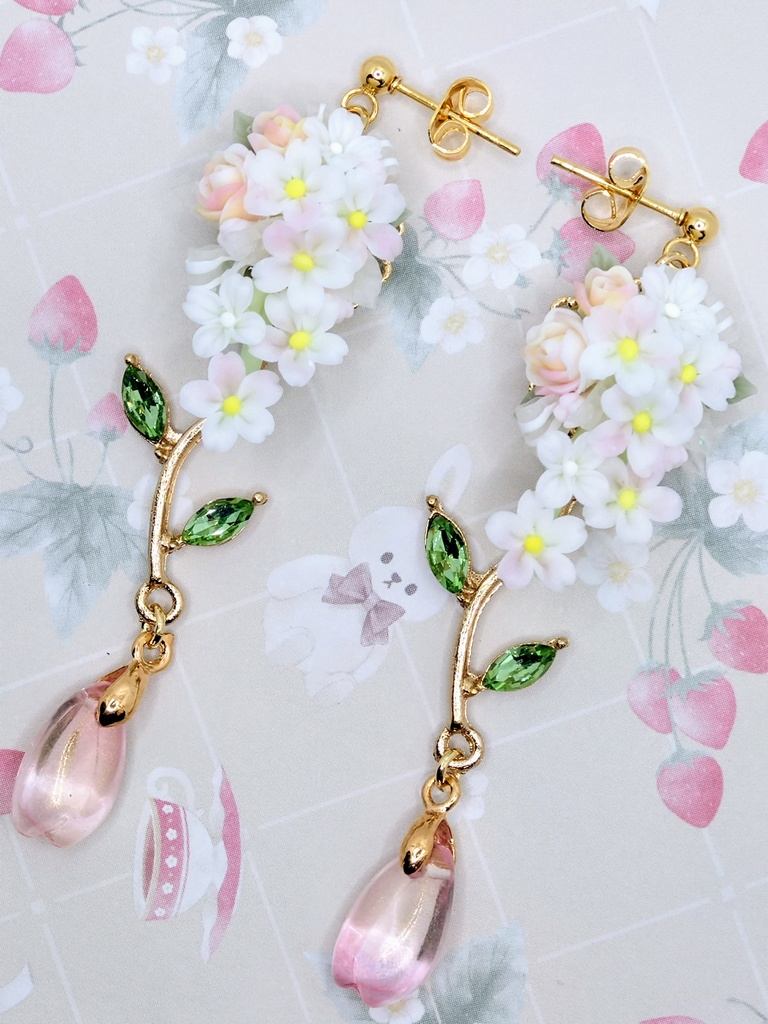 494 桜のキャスケードブーケピアス