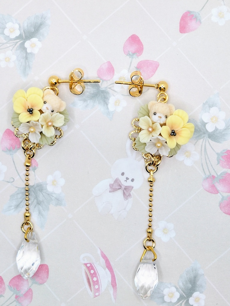 499 パンジーとちびくまちゃんブーケピアス