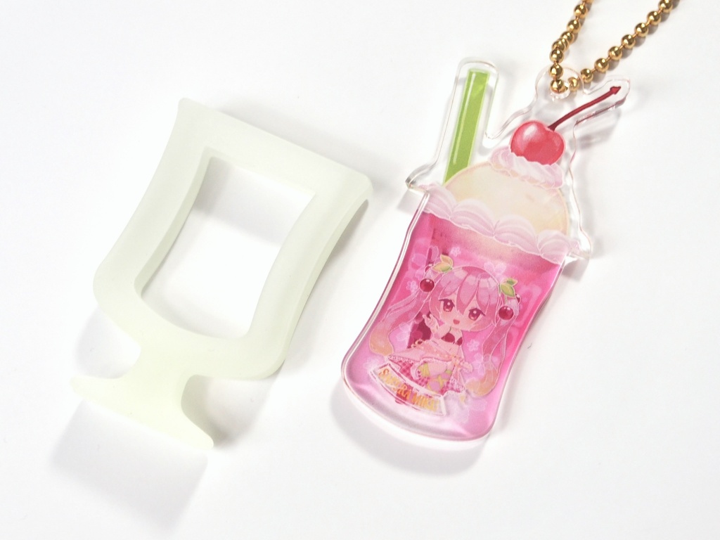 桜ミク&雪ミクのクリームソーダキーホルダー