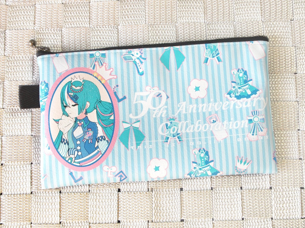 ローソンミクポーチ