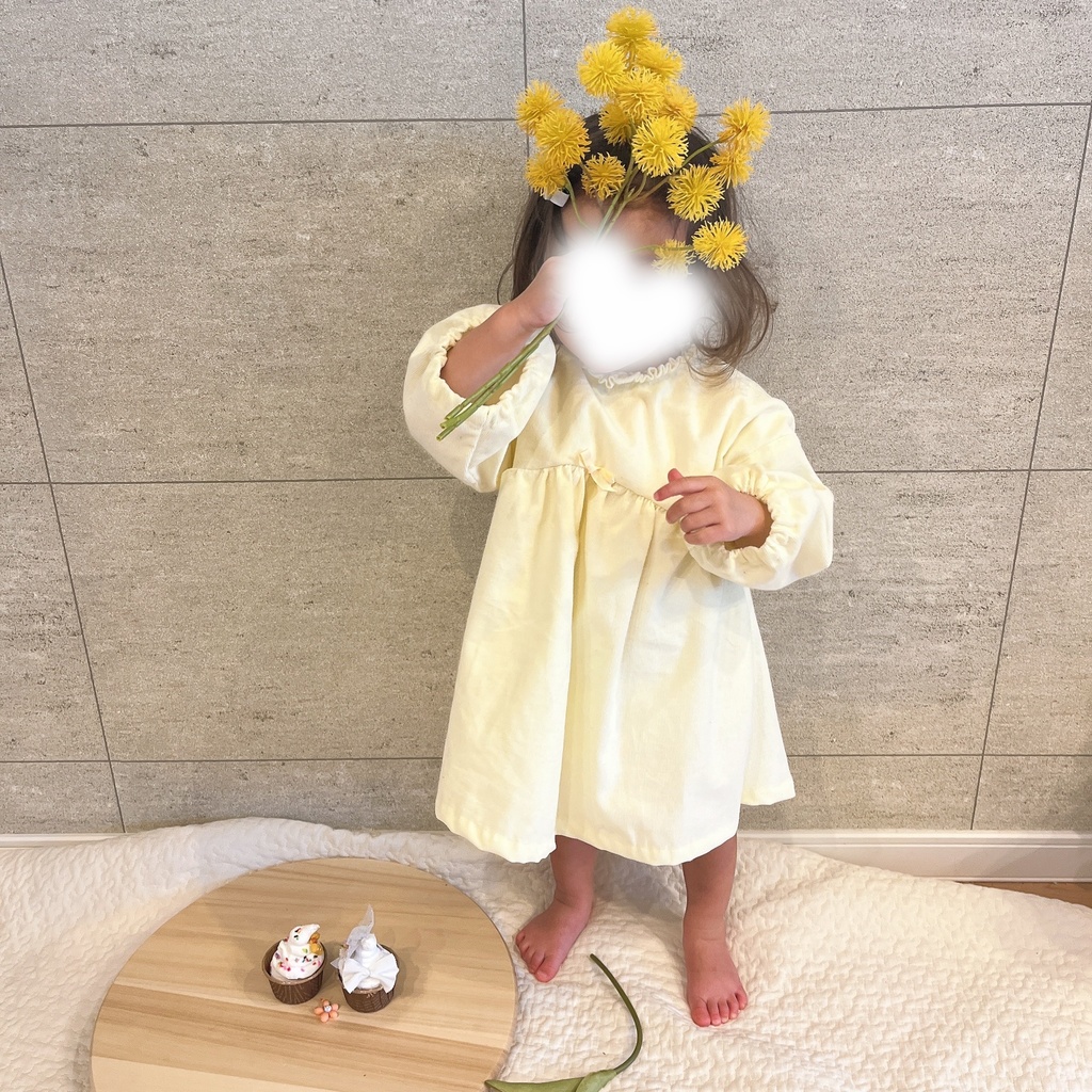 スタンドカラーフリルワンピース