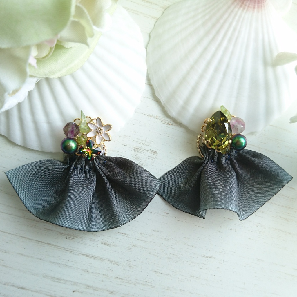 MGSスネークver.■2way!オオアマナのイヤリング