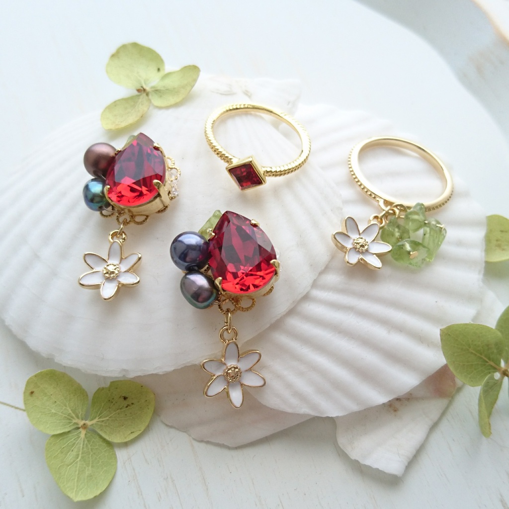 MGSオセロットver.■オオアマナのイヤリング