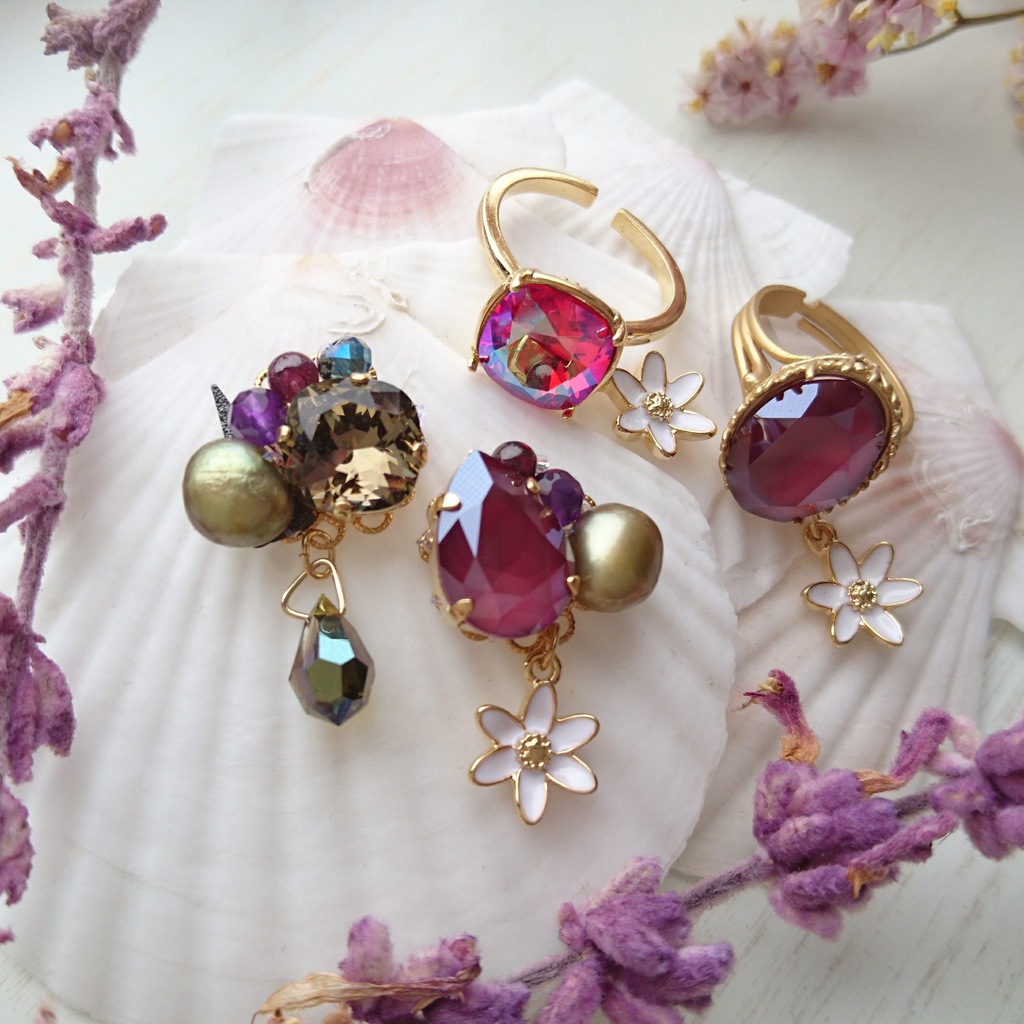 MGSヴェノムver.■オオアマナのイヤリング