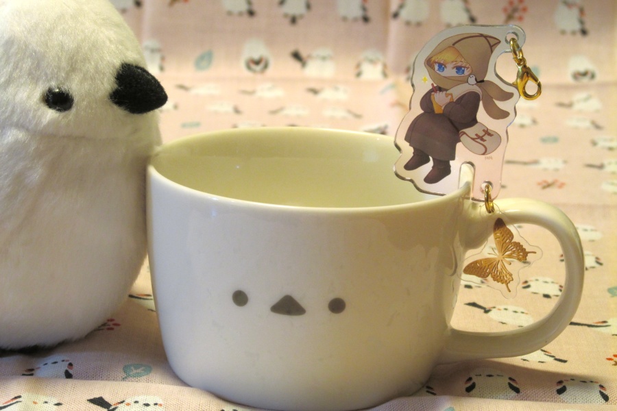 カップに乗る頭巾ちゃんアクキー(2種)