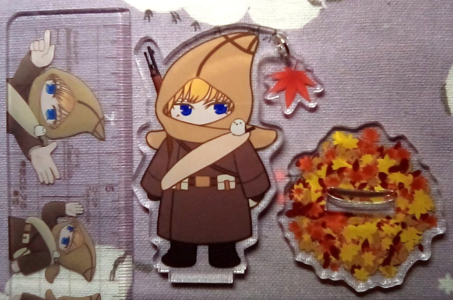 秋の頭巾ちゃんアクスタ