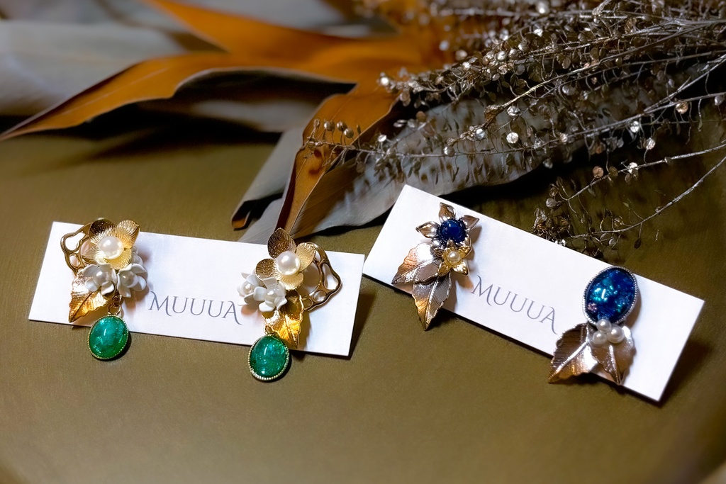 1/26新作◇伯仲ヴィンテージブローチ風ピアス(イヤリング交換可)