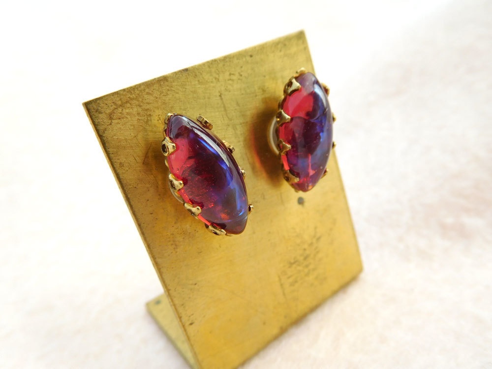 ドラゴンズブレス スタッドピアス(イヤリング変更不可)