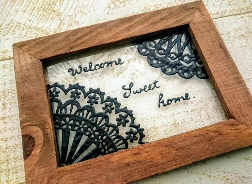 送料無料*ステンドグラス風フレーム*レース模様のwelcome・ハンドメイド♪