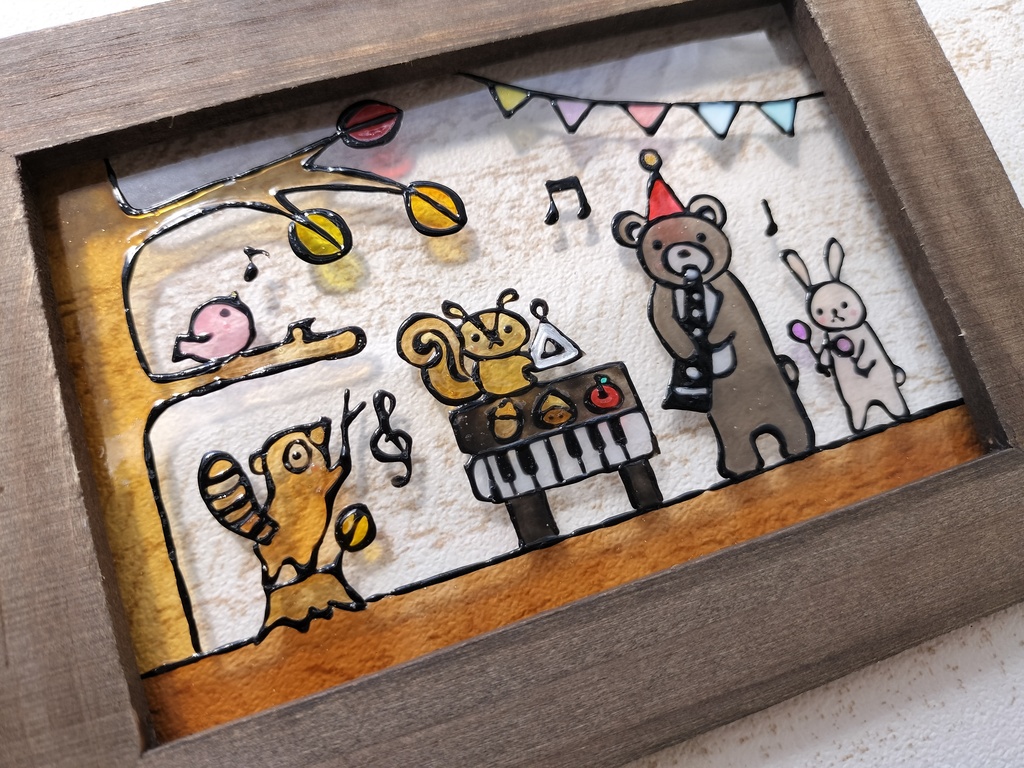 送料無料*ステンドグラス風フレーム*森の音楽会・森の動物・秋・グラスデコ・インテリア雑貨・プレゼントにも・ハンドメイド♪︎