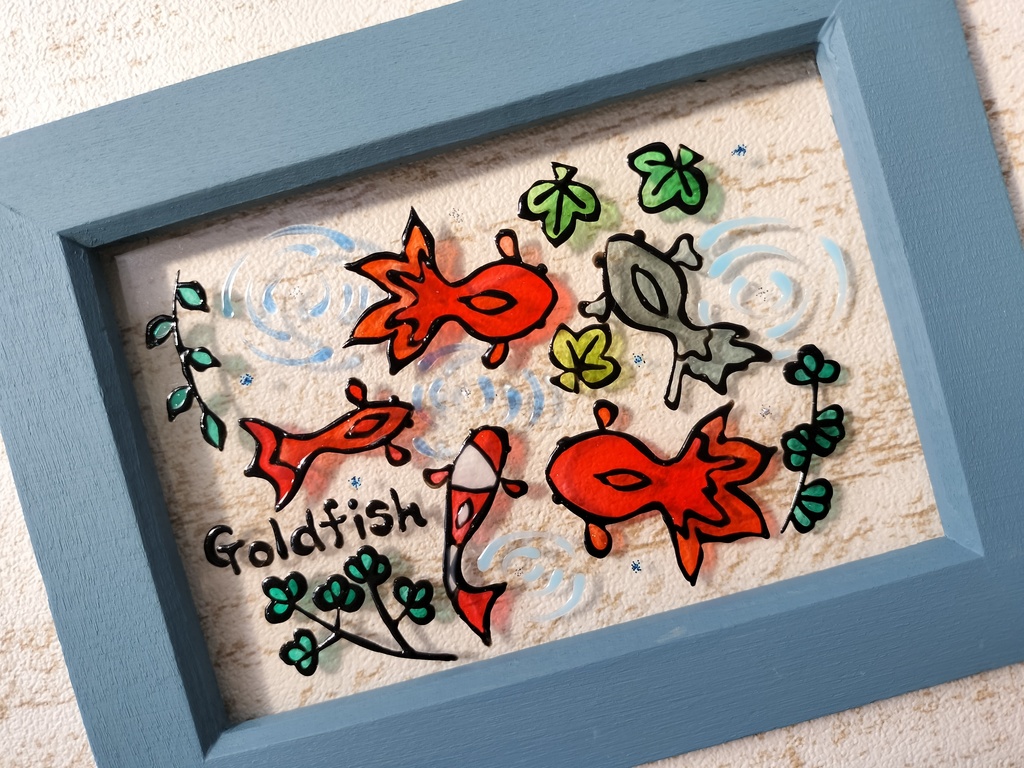 送料無料*ステンドグラス風フレーム*金魚・夏・インテリア雑貨・グラスデコ・プレゼントにも・ハンドメイド♪︎
