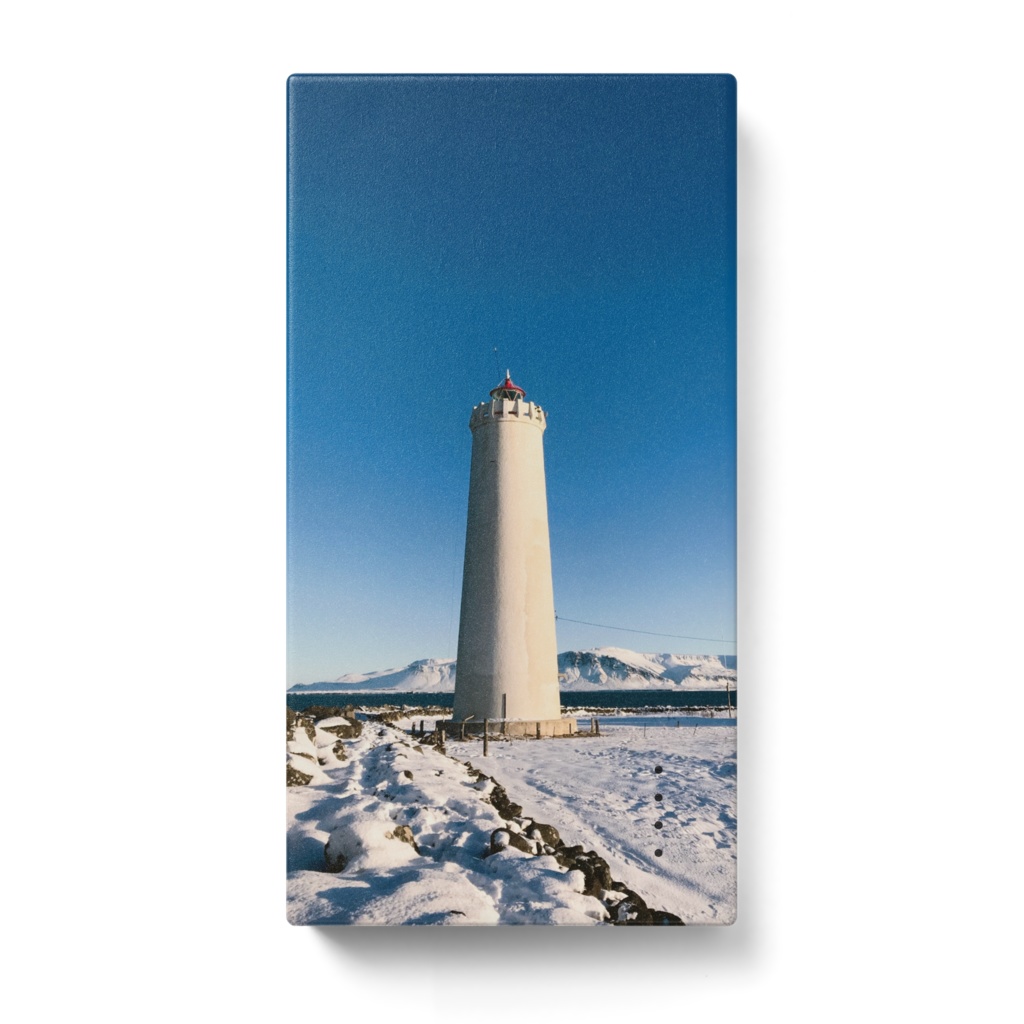 アイスランドの灯台　モバイルバッテリー