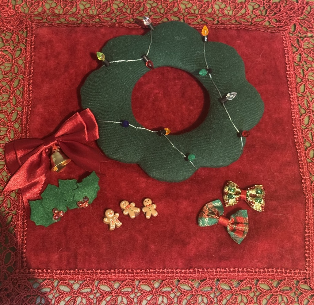 自分でデコレーションできる🎁リースの被り物