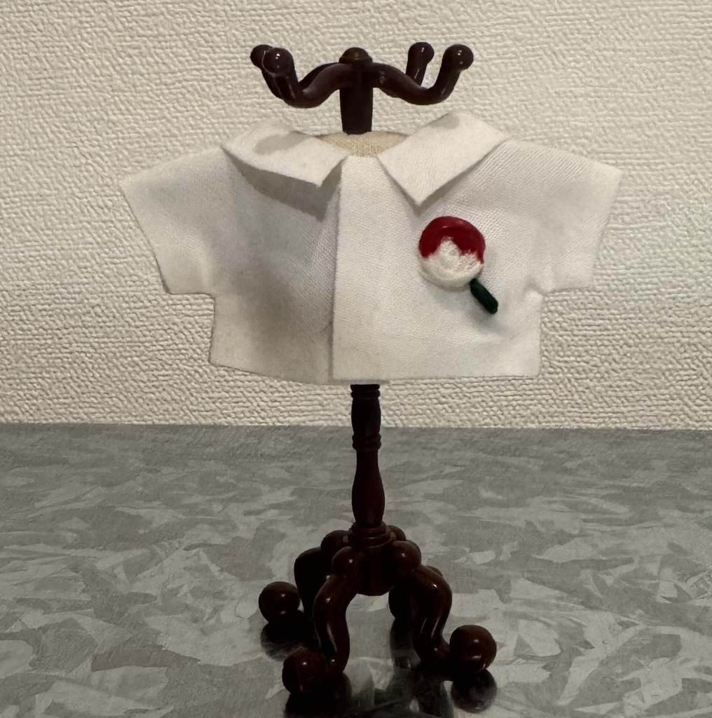 【10㎝ぬい】ばらを塗るシャツ🌹