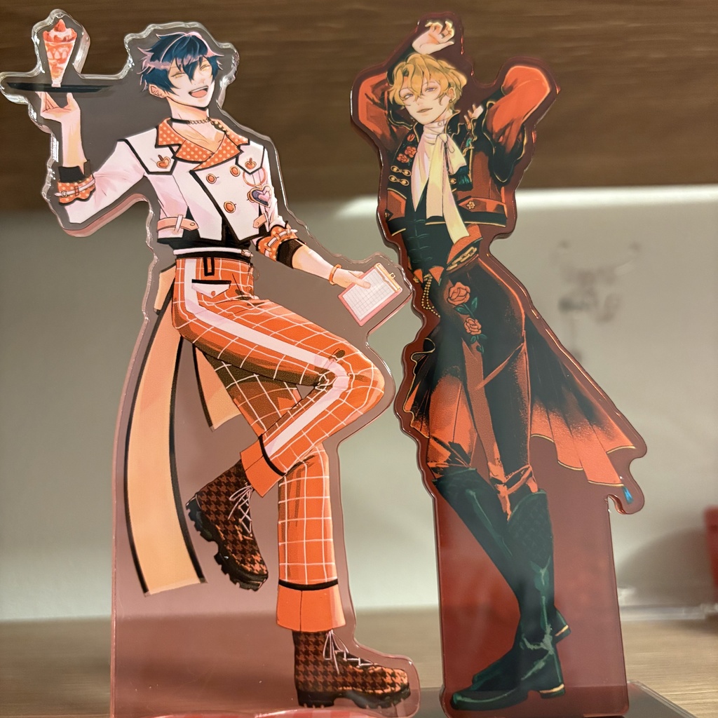 Jun or Hiyori Acryl stand set