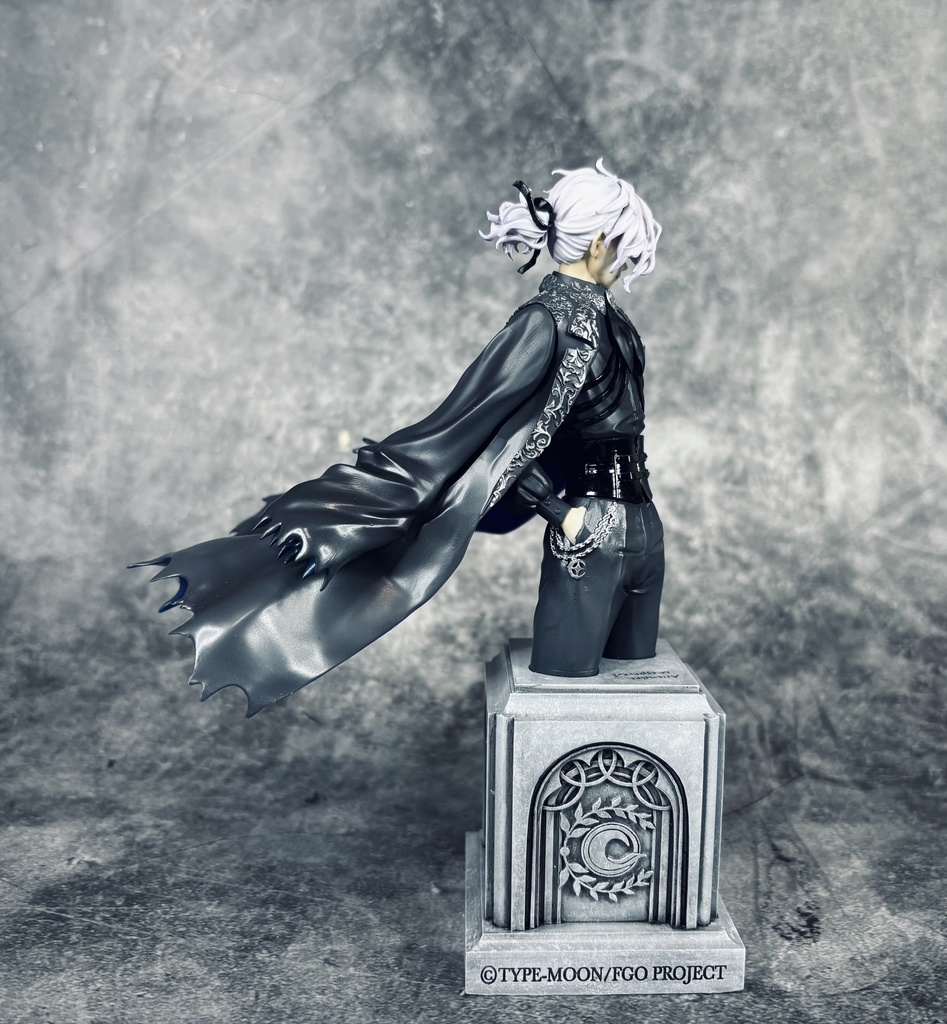 巌窟王【未塗装未組立キット】