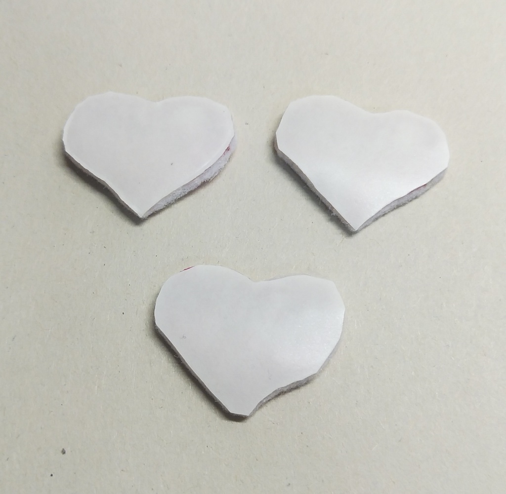 ピンクのハート【刺繍シール】