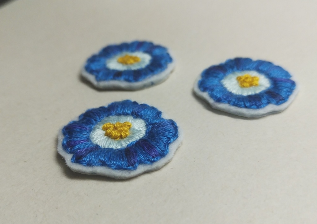 青いのお花【刺繍シール】