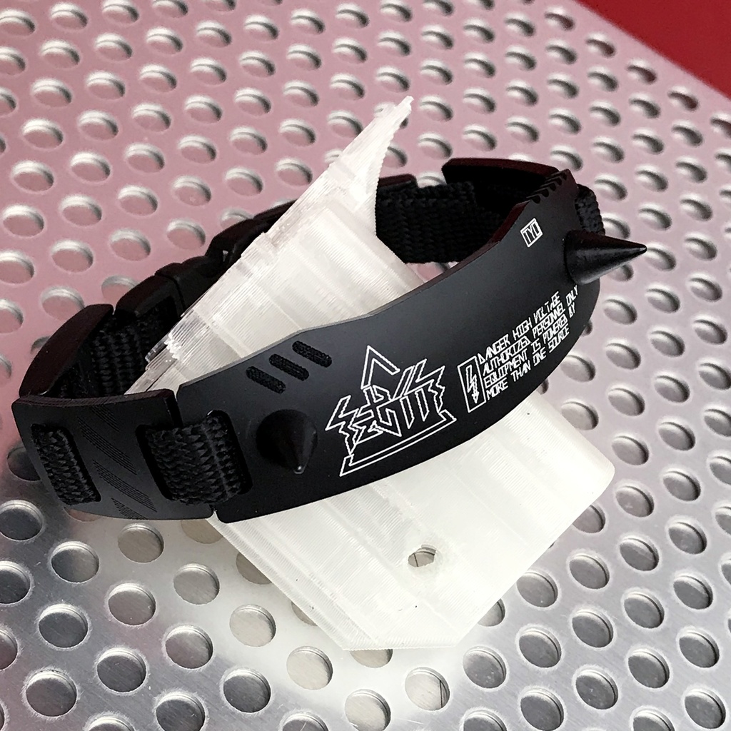 強襲型装甲リストバンドユニット_STR01