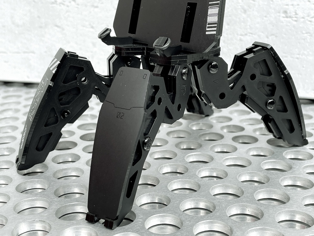 多脚型スマホスタンド 戦02