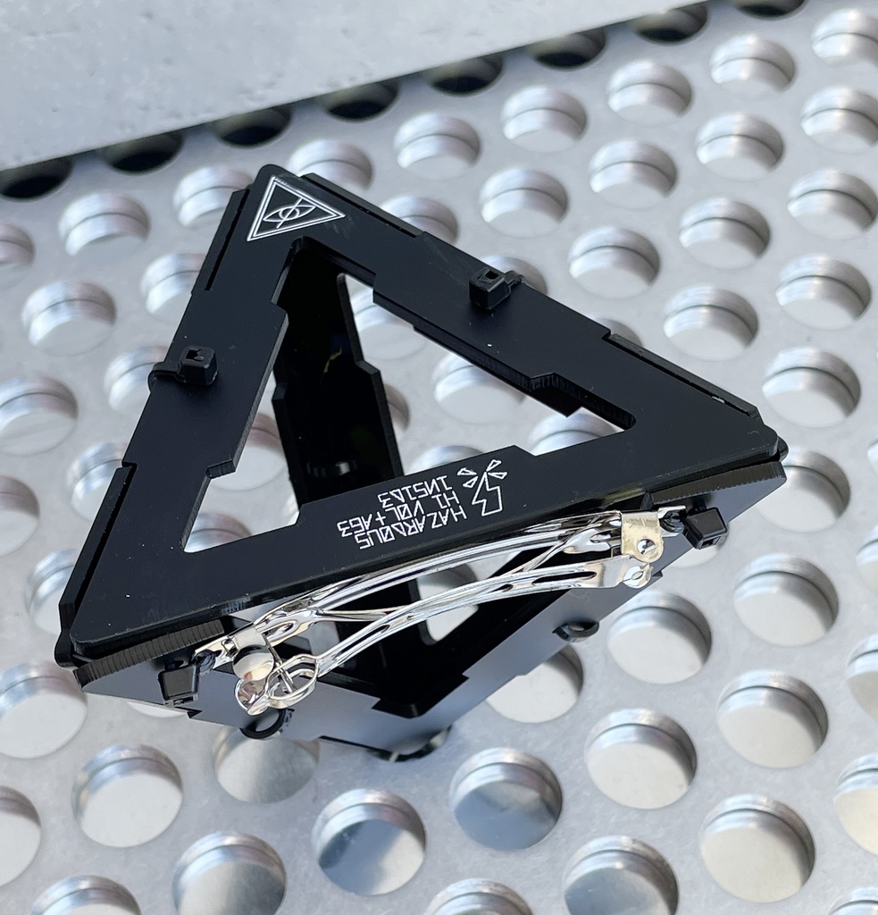 四面体バレッタユニット